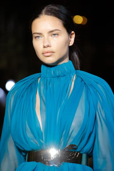 Look 73